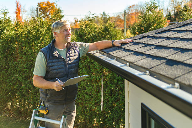 Professional Roofing technician working in Missouri Valley, IA